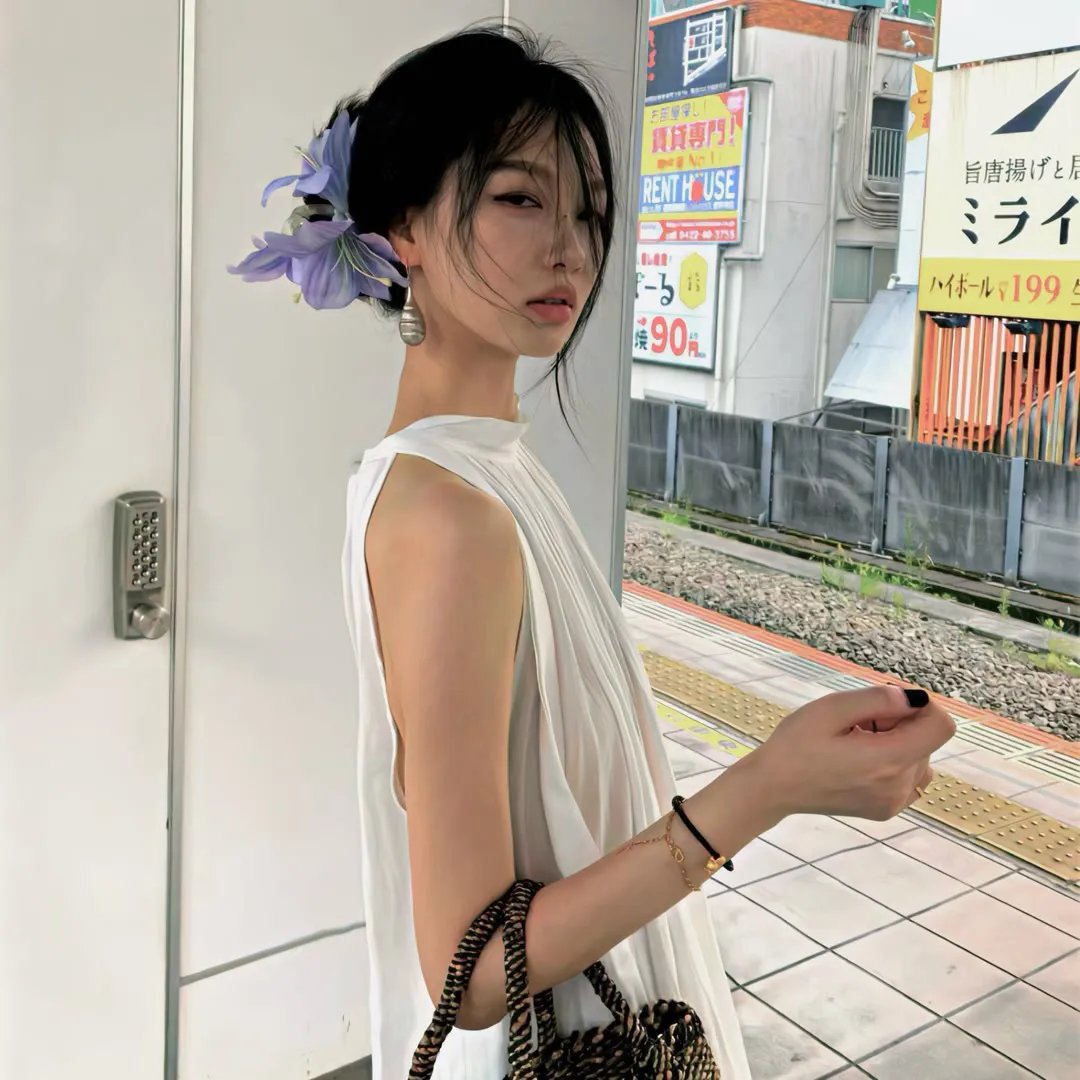 回村让我妈母凭女贵$农村里飞出金凤凰