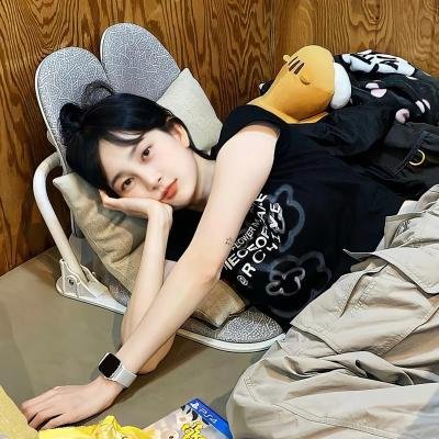 杰里·宋飞：23小时找乐子